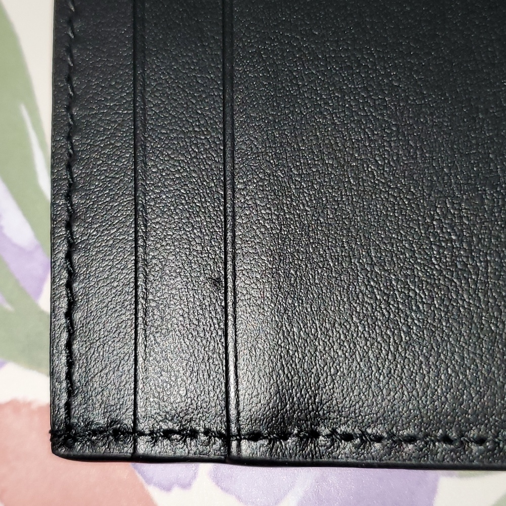 Gucci Black Card Holder EUC - Picture 7 of 12